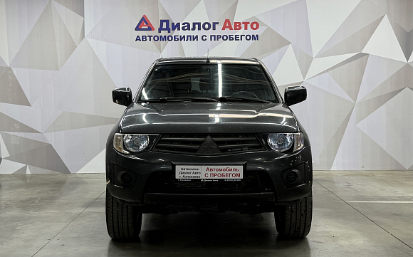Mitsubishi L200, 2011 года, пробег 249149 км