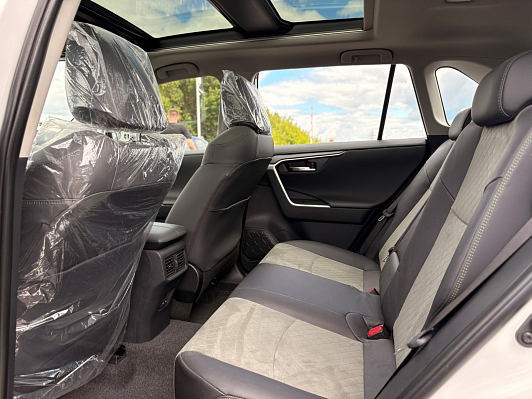 Toyota RAV4 Adventure Ultimate, 2025 года, пробег 19 км
