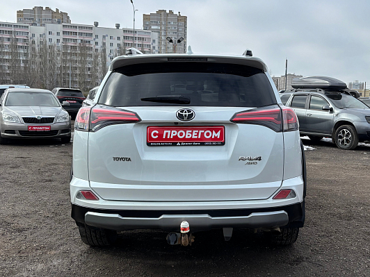 Toyota RAV4 Adventure, 2018 года, пробег 162309 км