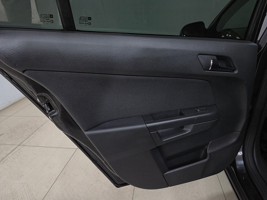 Opel Astra, 2011 года, пробег 171820 км
