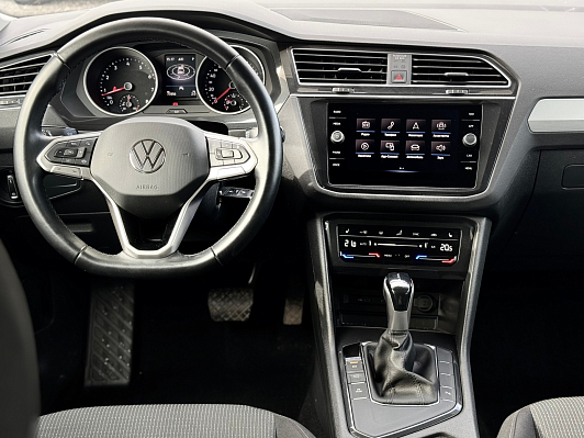 Volkswagen Tiguan Respect Plus, 2021 года, пробег 77800 км