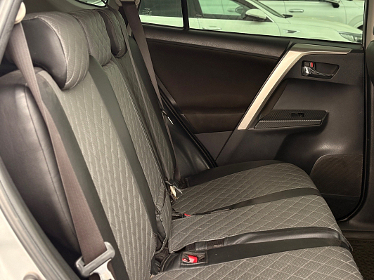 Toyota RAV4, 2013 года, пробег 232000 км