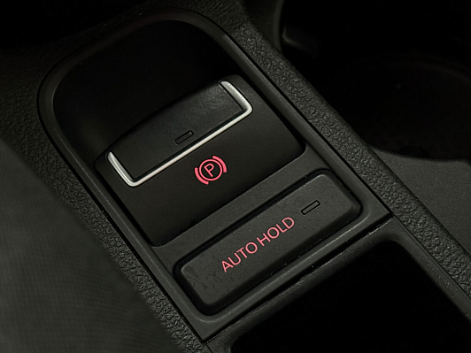 Volkswagen Tiguan Avenue, 2013 года, пробег 185462 км