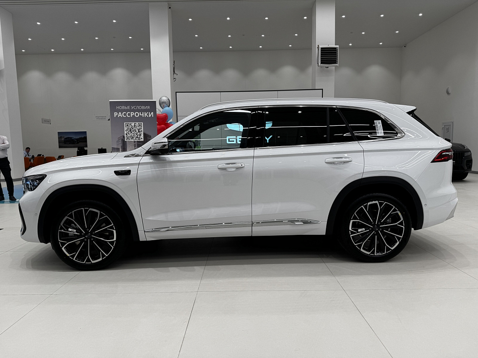 Geely Monjaro Full Moon (Xingyue L), белый