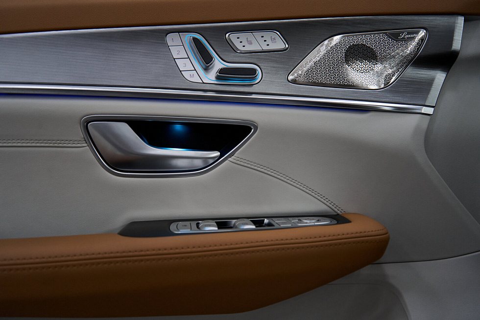 JETOUR X70+ Комфорт, белый