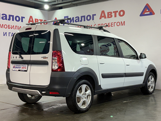 Lada (ВАЗ) Largus Luxe (5 мест), 2019 года, пробег 81000 км