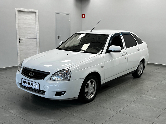 Lada (ВАЗ) Priora Люкс, 2011 года, пробег 111000 км