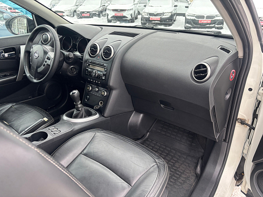 Nissan Qashqai LE, 2008 года, пробег 195000 км