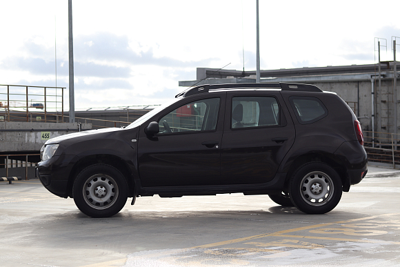 Renault Duster Expression, 2016 года, пробег 99000 км