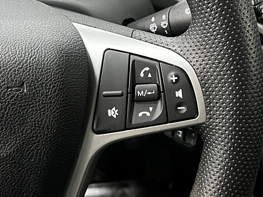 Lada (ВАЗ) Vesta Comfort, 2019 года, пробег 137000 км