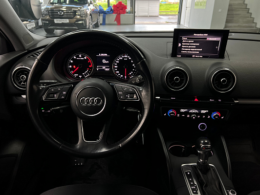 Audi A3 Sport, 2018 года, пробег 111527 км