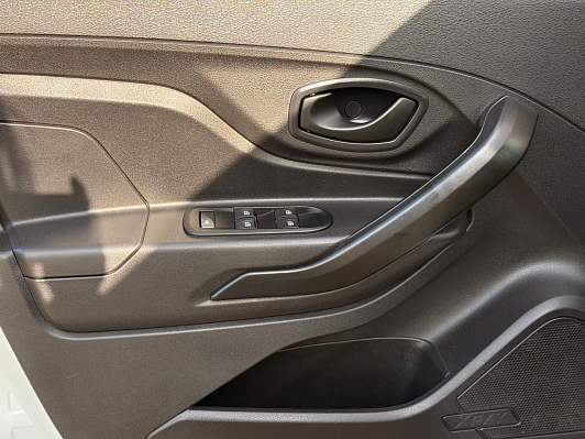 Lada (ВАЗ) XRAY Comfort Light, 2017 года, пробег 156934 км