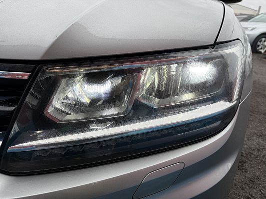 Volkswagen Tiguan Comfortline, 2019 года, пробег 117500 км