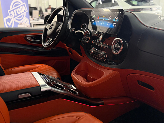 Mercedes-Benz V-Класс, 2023 года, пробег 28000 км