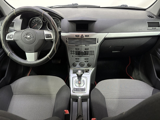 Opel Astra, 2012 года, пробег 205000 км