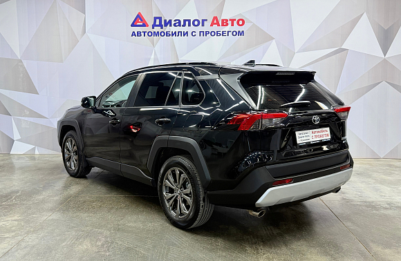 Toyota RAV4 Adventure Plus, 2024 года, пробег 19088 км