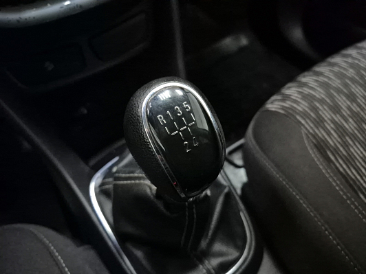 Opel Mokka Essentia, 2014 года, пробег 230024 км