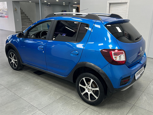 Renault Sandero Stepway Life, 2021 года, пробег 77336 км