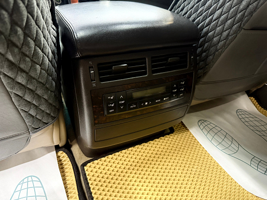 Toyota Land Cruiser, 2011 года, пробег 366802 км