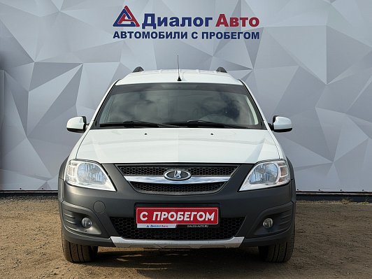 Lada (ВАЗ) Largus Luxe Glonass (7 мест) (2018-2019), 2018 года, пробег 107800 км