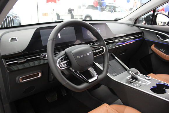 Omoda C5 , серый