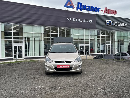 Hyundai Solaris Active, 2011 года, пробег 196955 км
