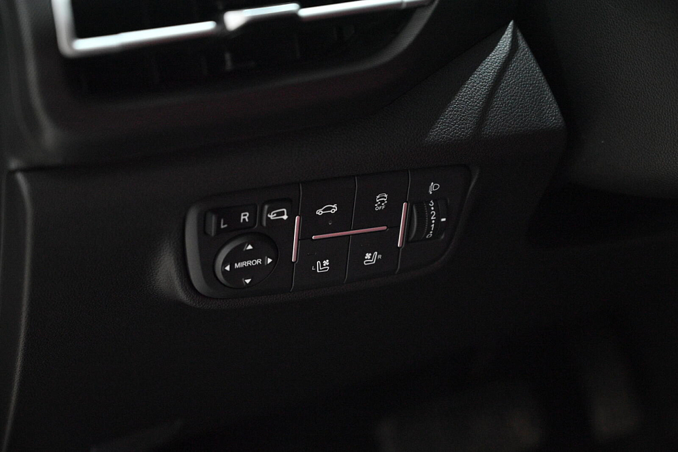 Changan Eado Plus Техно, серебряный