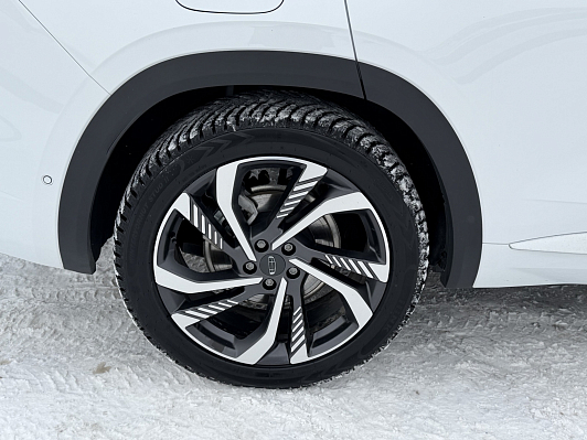 Geely Monjaro Flagship, 2024 года, пробег 28400 км