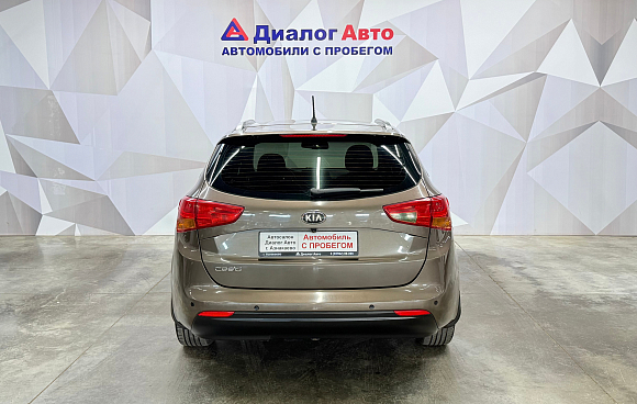 Kia Ceed Luxe, 2013 года, пробег 161532 км