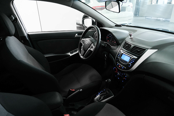 Hyundai Solaris Active, 2013 года, пробег 137000 км