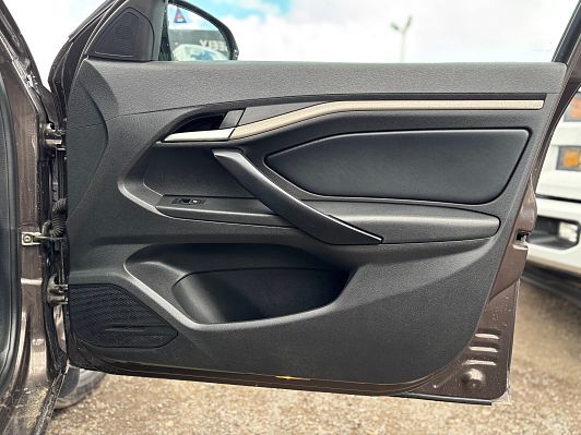 Lada (ВАЗ) Vesta Luxe Multimedia (2019-2021), 2017 года, пробег 206943 км