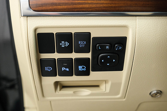 Toyota Land Cruiser, 2016 года, пробег 235278 км