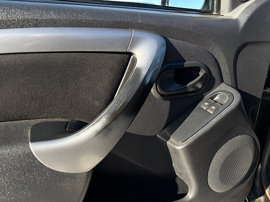 Renault Duster Expression, 2013 года, пробег 153500 км