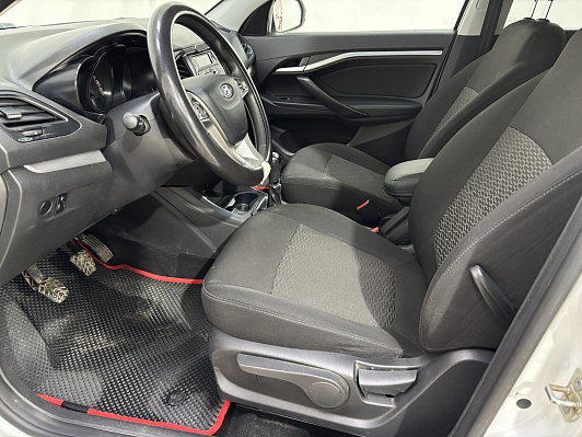 Lada (ВАЗ) Vesta Comfort, 2019 года, пробег 124580 км