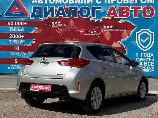 Toyota Auris, 2013 года, пробег 173600 км