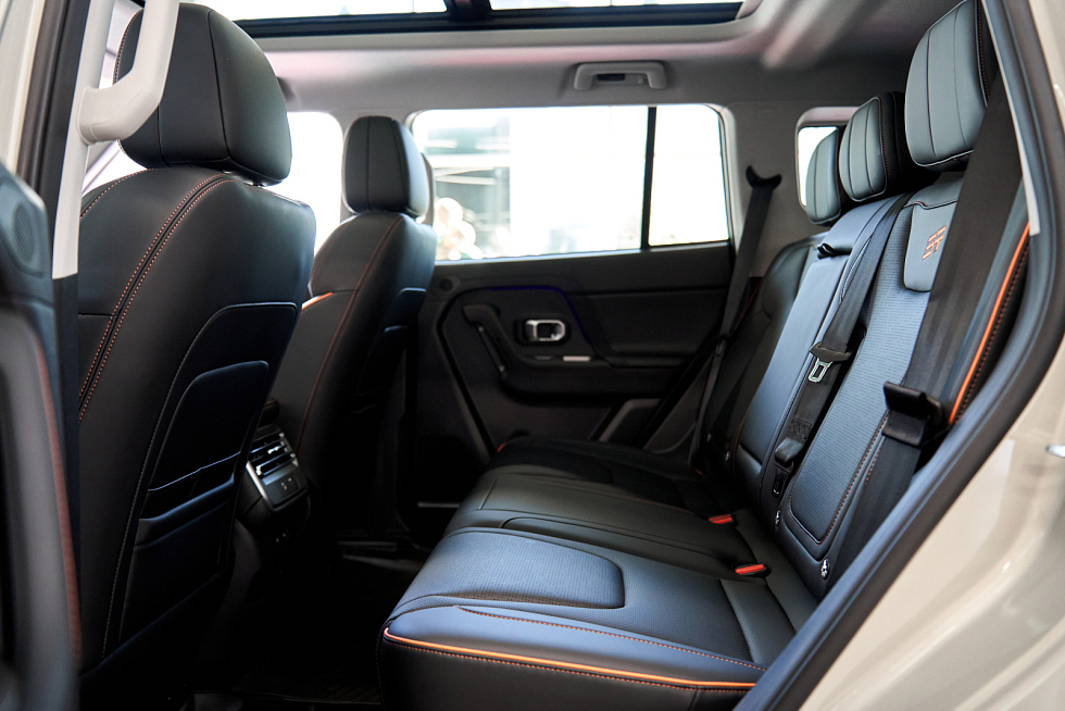 JETOUR T1 Престиж, золотой