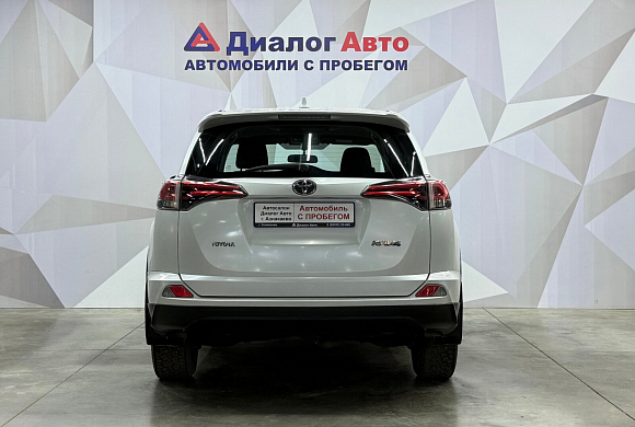 Toyota RAV4, 2018 года, пробег 122497 км