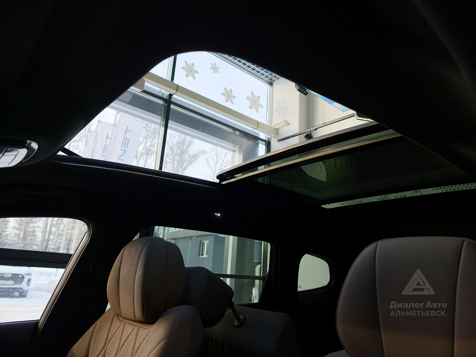 Tenet T8 Ультра 4WD, черный