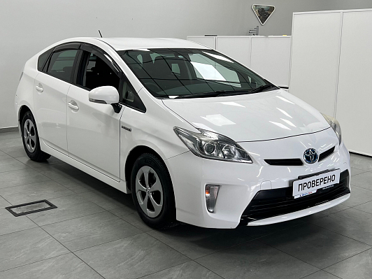 Toyota Prius, 2015 года, пробег 114584 км