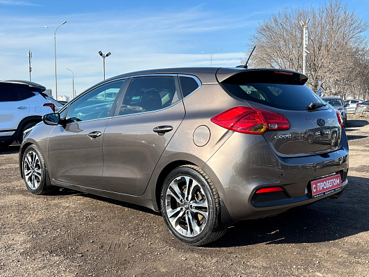 Kia Ceed Premium, 2013 года, пробег 164000 км