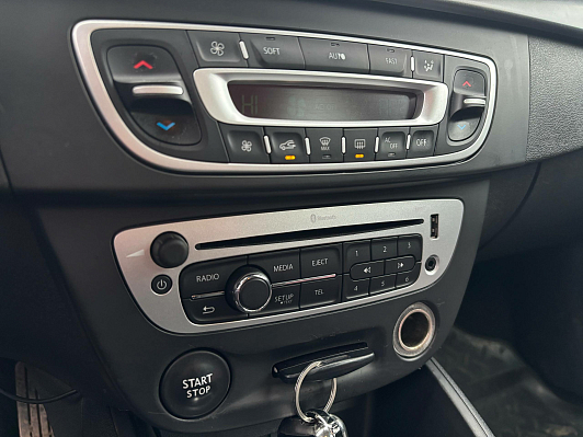 Renault Megane Expression, 2014 года, пробег 120000 км