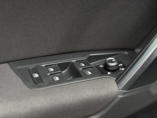 Volkswagen Tiguan, 2019 года, пробег 117212 км