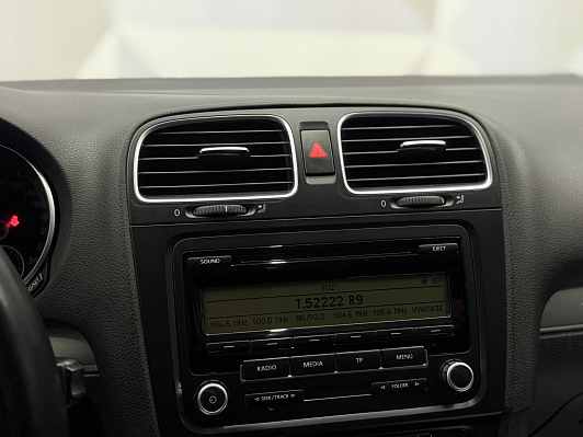 Volkswagen Golf, 2011 года, пробег 305054 км