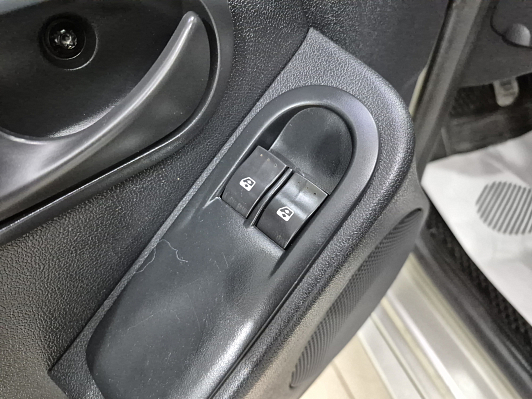 Renault Duster Expression, 2013 года, пробег 203203 км