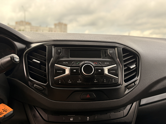 Lada (ВАЗ) Vesta Comfort, 2018 года, пробег 95000 км