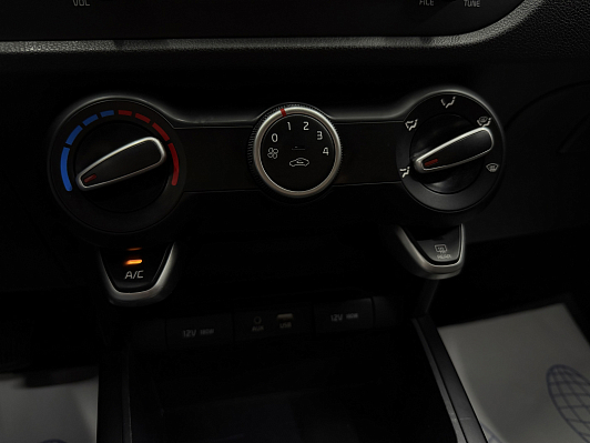 Kia Rio, 2018 года, пробег 72136 км