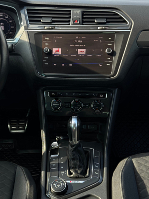 Volkswagen Tiguan, 2018 года, пробег 98031 км