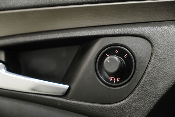 Opel Insignia Elegance, 2013 года, пробег 172000 км