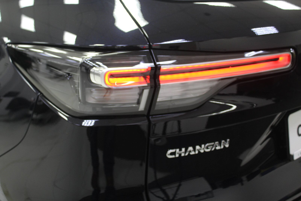 Changan UNI-S Техно, черный
