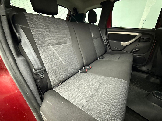 Renault Duster Expression, 2014 года, пробег 278500 км